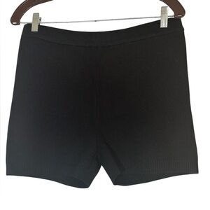 NWT Forever 21 Black Knit Pull On Shorts. Retail $19.99